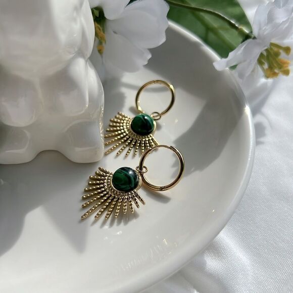 Natural Green Stone Leaf Drop Earrings - Picture 2 of 3